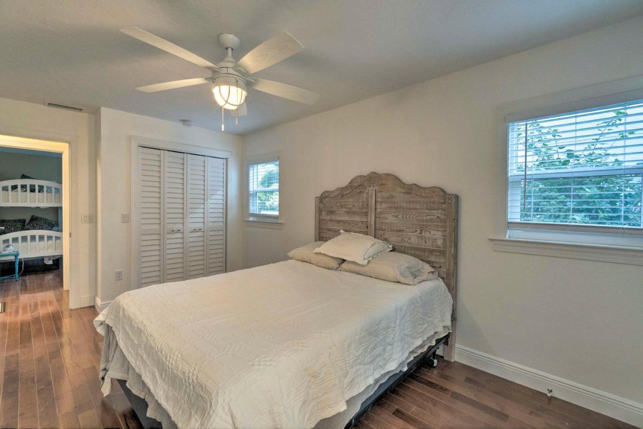 Bright Sarasota Bungalow - 5 Mi To Siesta Beach! エクステリア 写真